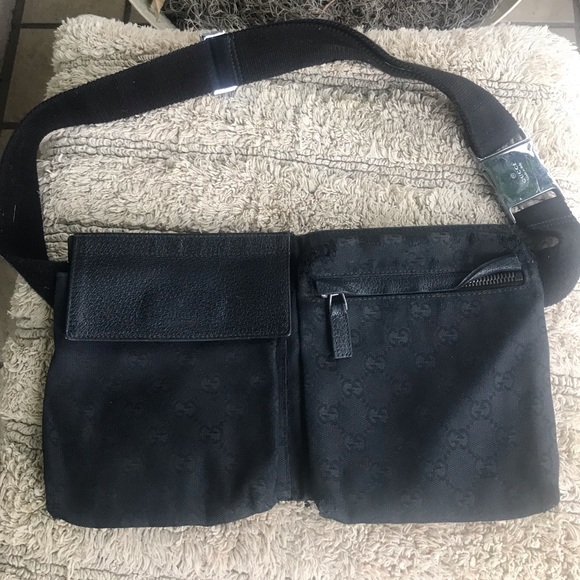 Gucci Handbags - AUTHENTIC GUCCI FANNY PACK